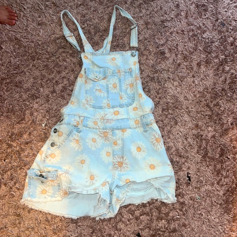 Daisy one piece
